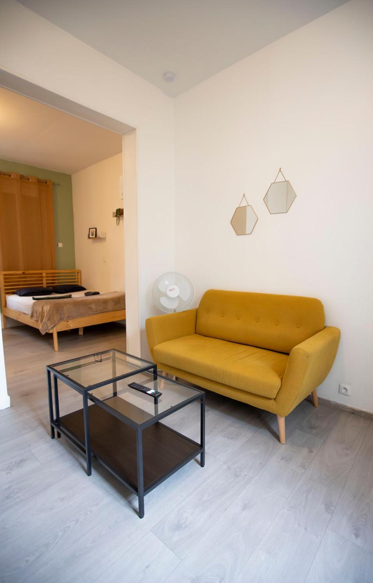 Cambresis Apartment ก็องเบร ภายนอก รูปภาพ