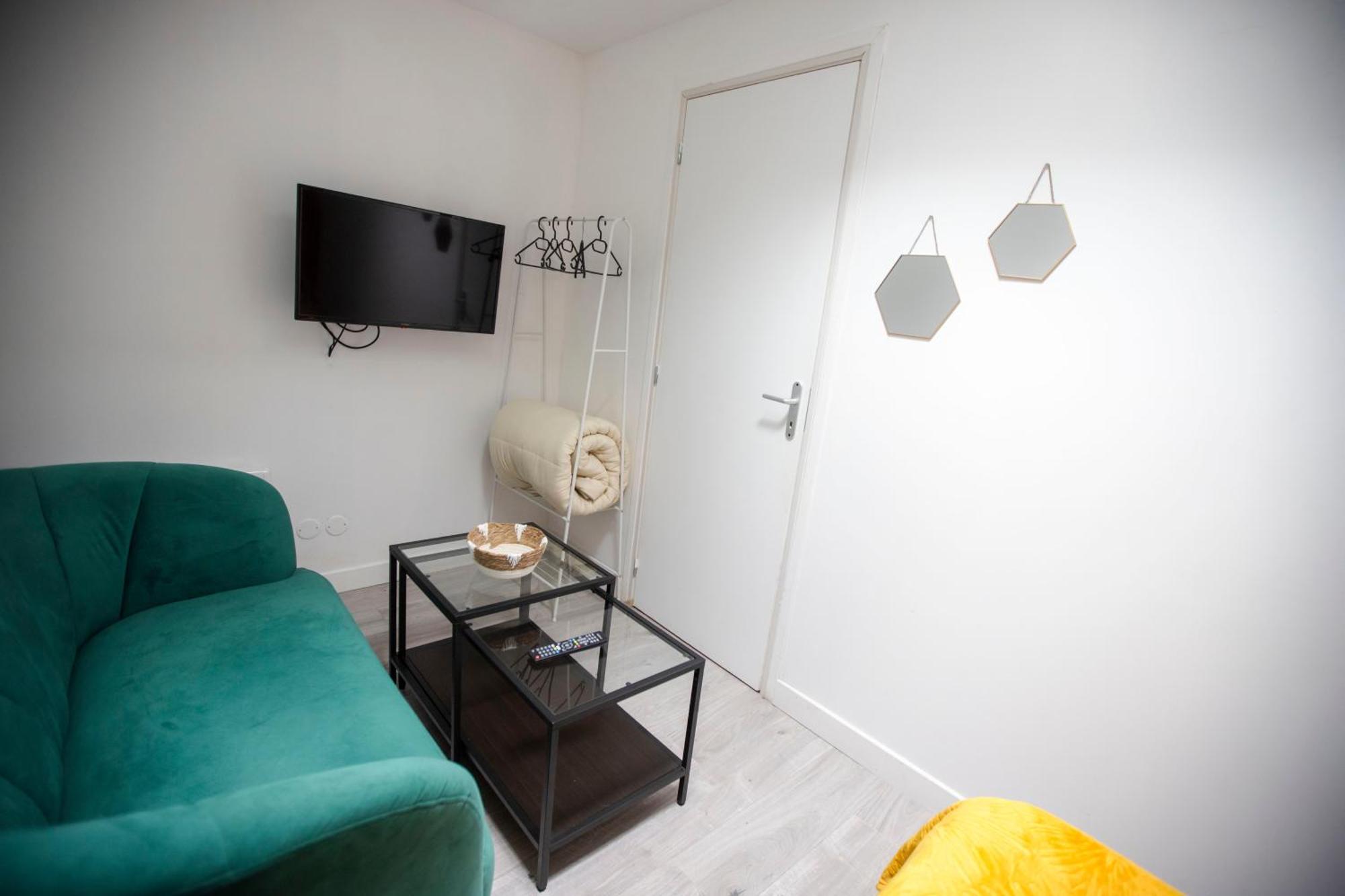 Cambresis Apartment ก็องเบร ภายนอก รูปภาพ