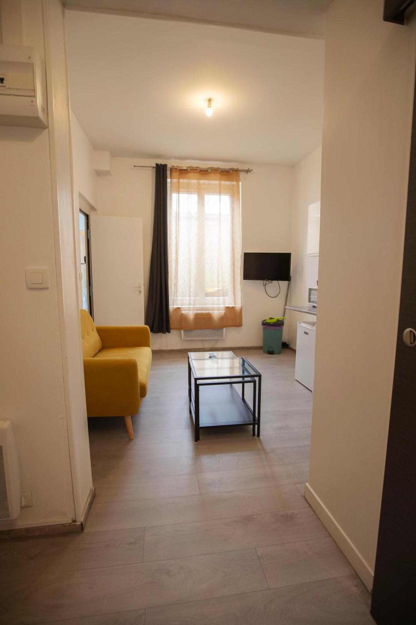 Cambresis Apartment ก็องเบร ภายนอก รูปภาพ